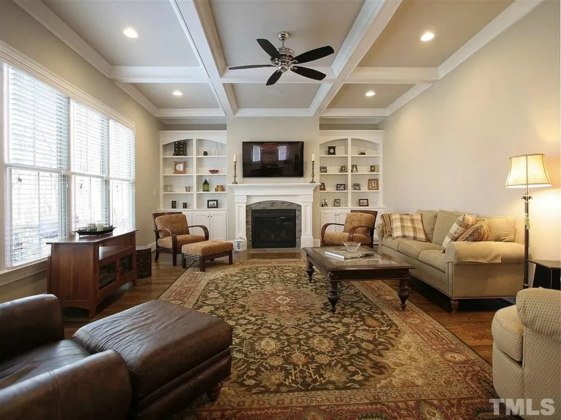 Beautiful 5-Bedroom house Plan with CAD Floor Plans & Designs