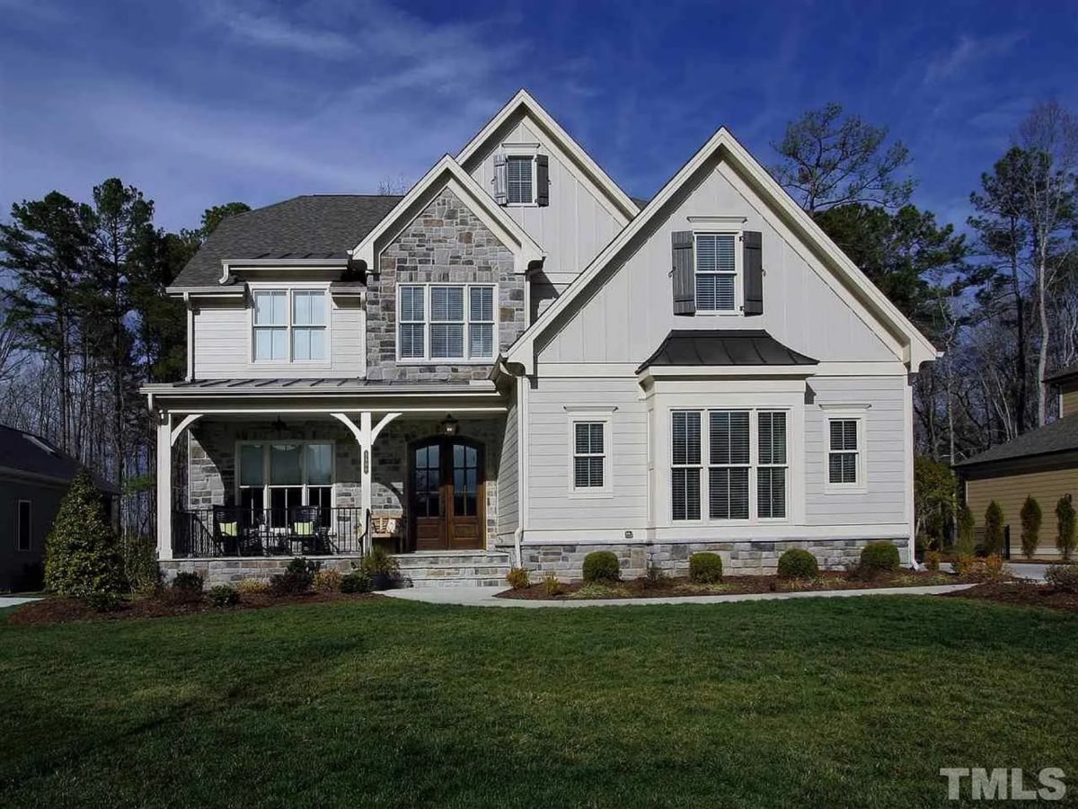 Beautiful 5-Bedroom house Plan with CAD Floor Plans & Designs