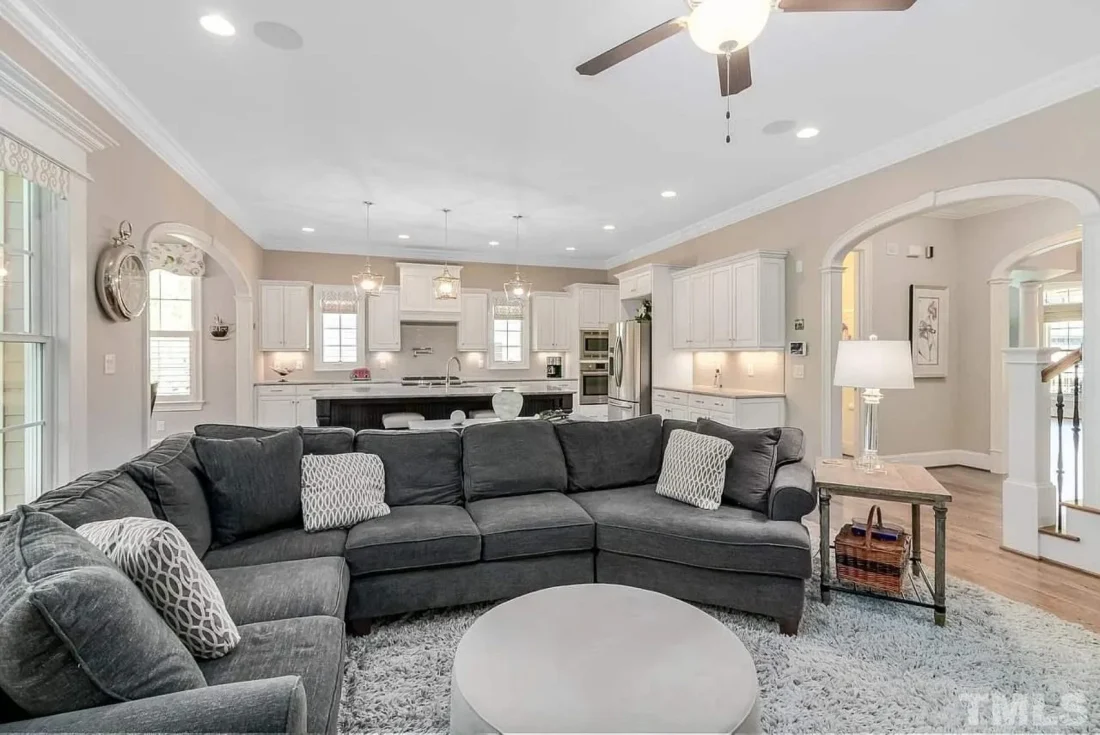 Elegant house Plan with CAD Designs and Traditional Blueprint