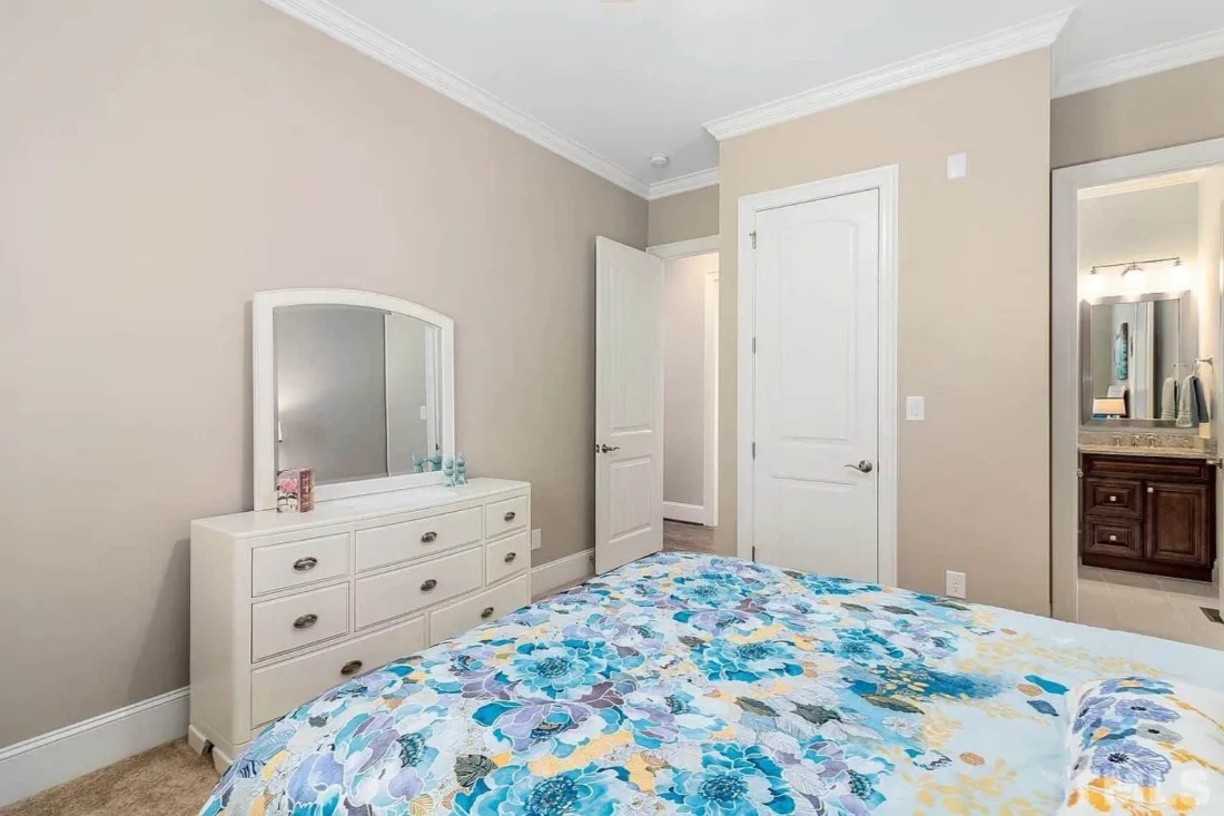 Elegant house Plan with CAD Designs and Traditional Blueprint