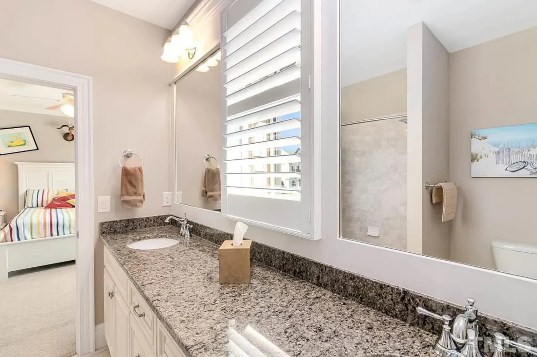 Elegant house Plan with CAD Designs and Traditional Blueprint