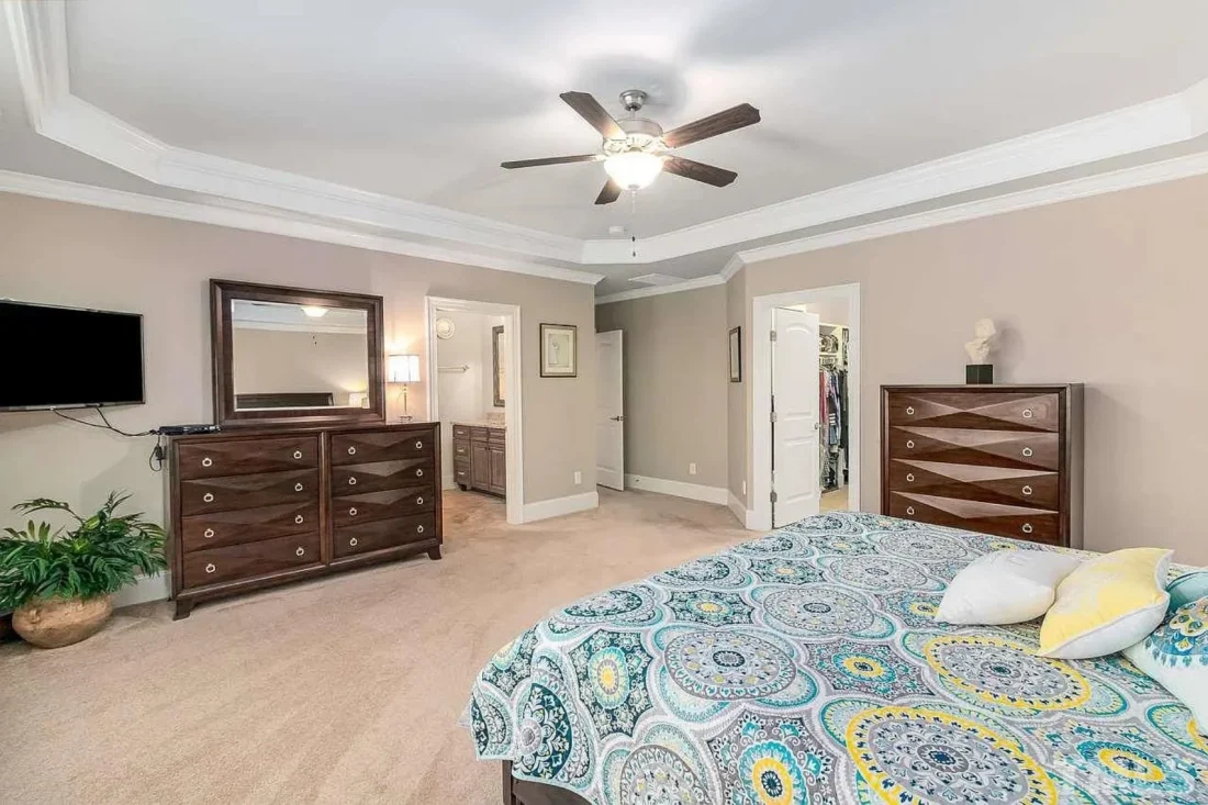 Elegant house Plan with CAD Designs and Traditional Blueprint