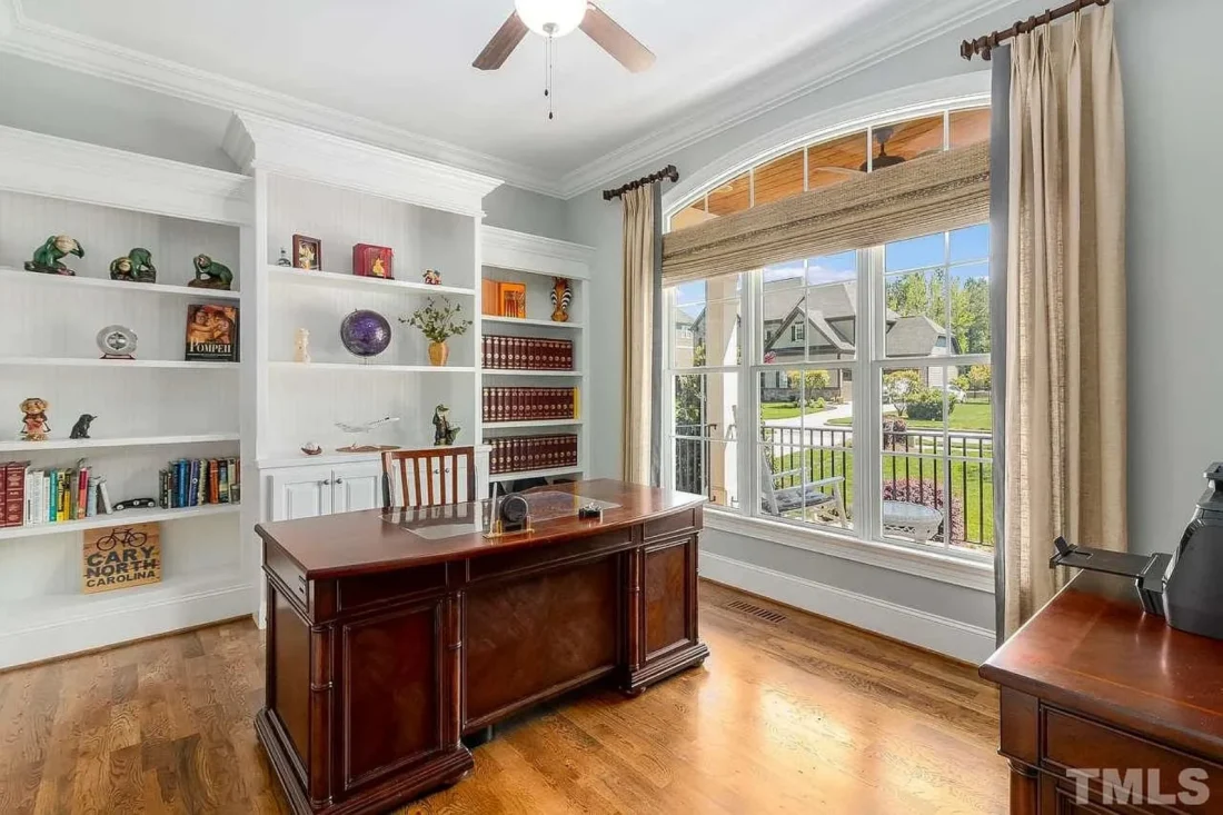 Elegant house Plan with CAD Designs and Traditional Blueprint