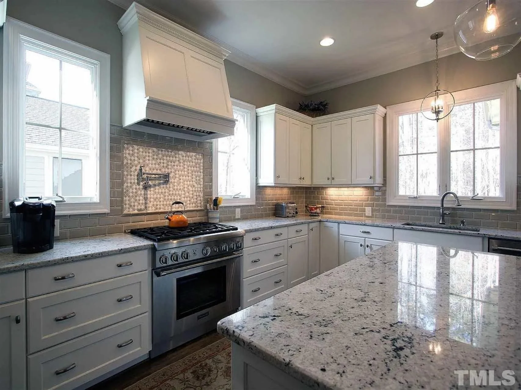 Modern Suburban house Plan with Blueprint & CAD Designs