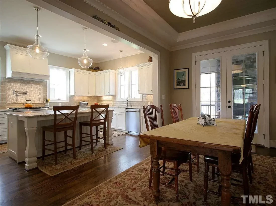 Modern Suburban house Plan with Blueprint & CAD Designs