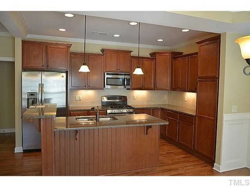 13-1246 HOUSE PLAN - Modern Suburban House Plan with Detailed Floor Blueprint CAD 16 Modern Suburban house Plan with Detailed Floor Blueprint CAD