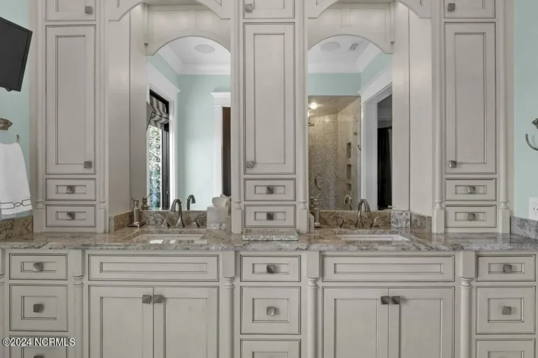 Elegant house Plan with CAD Designs & Blueprint Details