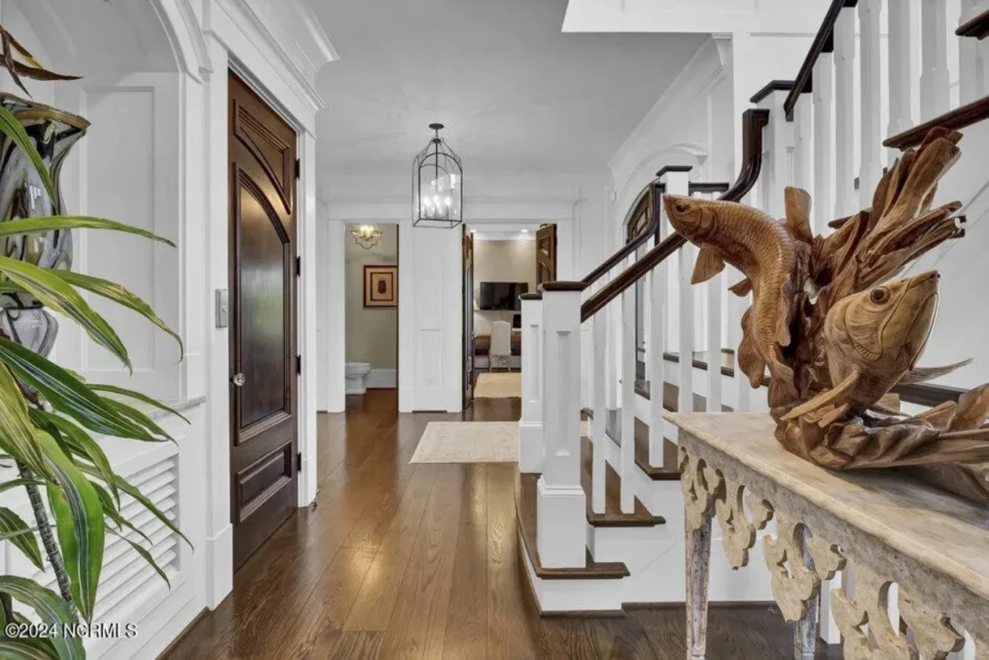 Elegant house Plan with CAD Designs & Blueprint Details