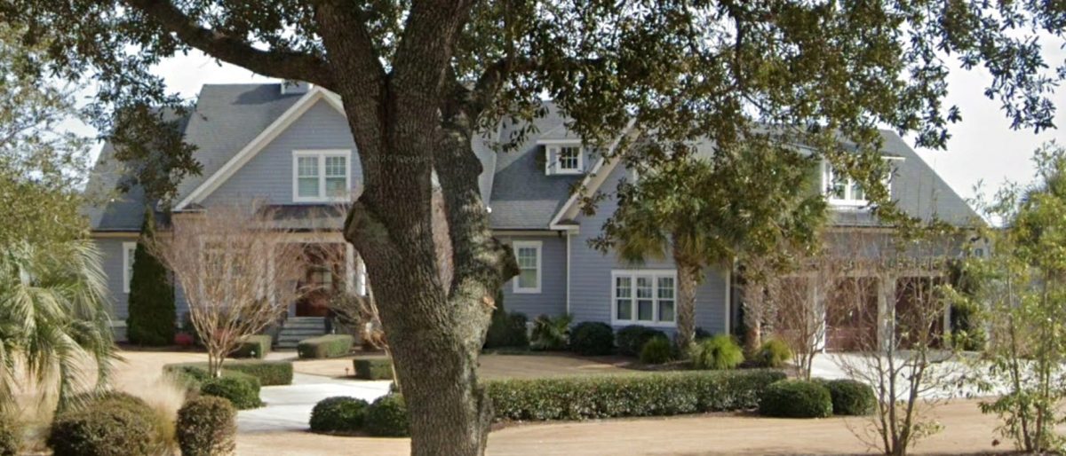 Expansive house Plan with 6 Baths, CAD Designs & Features