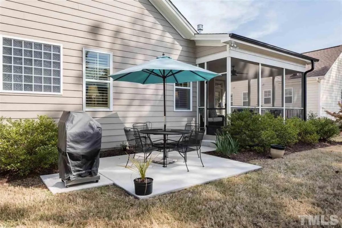 Traditional house Plan with CAD Designs, Fireplace & Porches