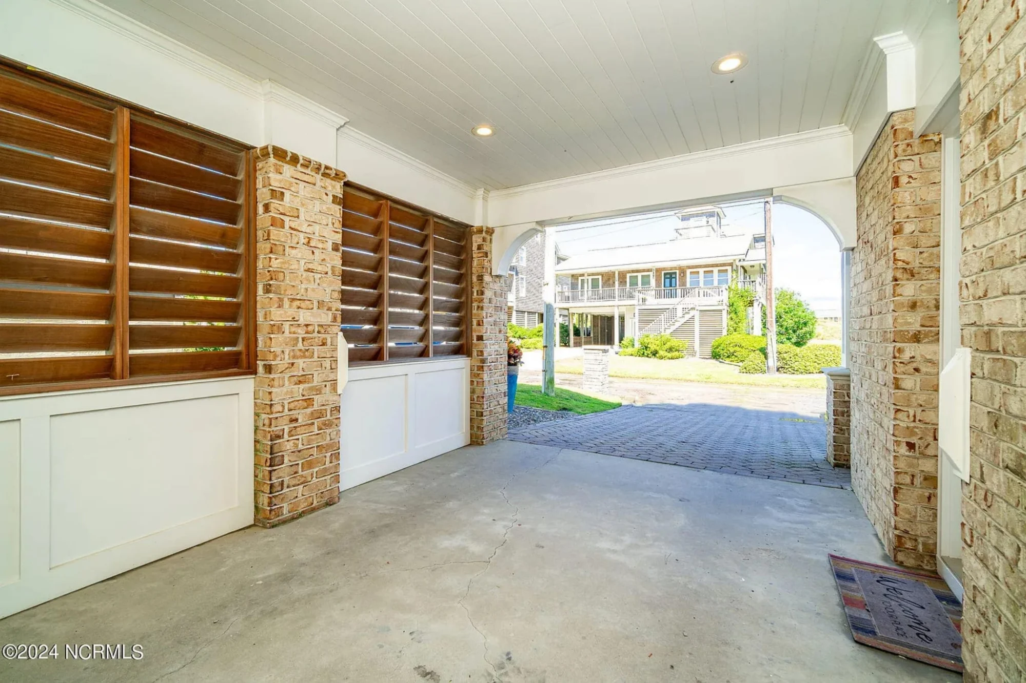 Luxury house Plan with 3 Floors, Modern Designs & Coastal Views