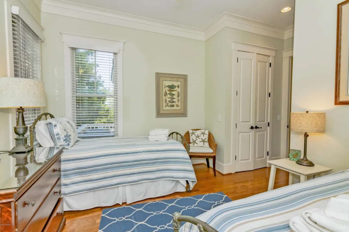 Charming house Floor Plan: Coastal Blueprint with 2 Floors