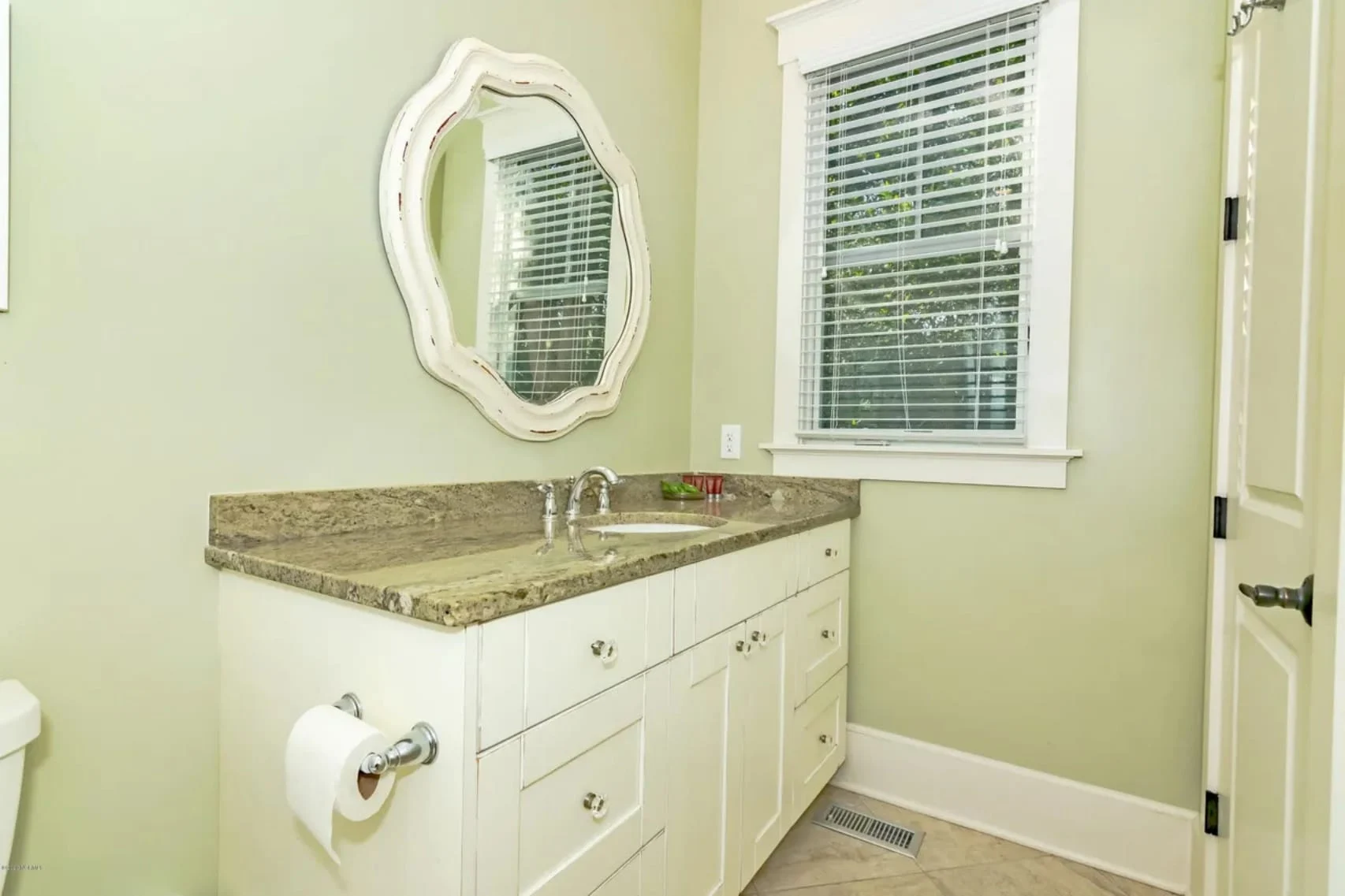 11-1840 HOUSE PLAN - Charming House Floor Plan: Coastal Blueprint with 2 Floors 42 Charming house Floor Plan: Coastal Blueprint with 2 Floors