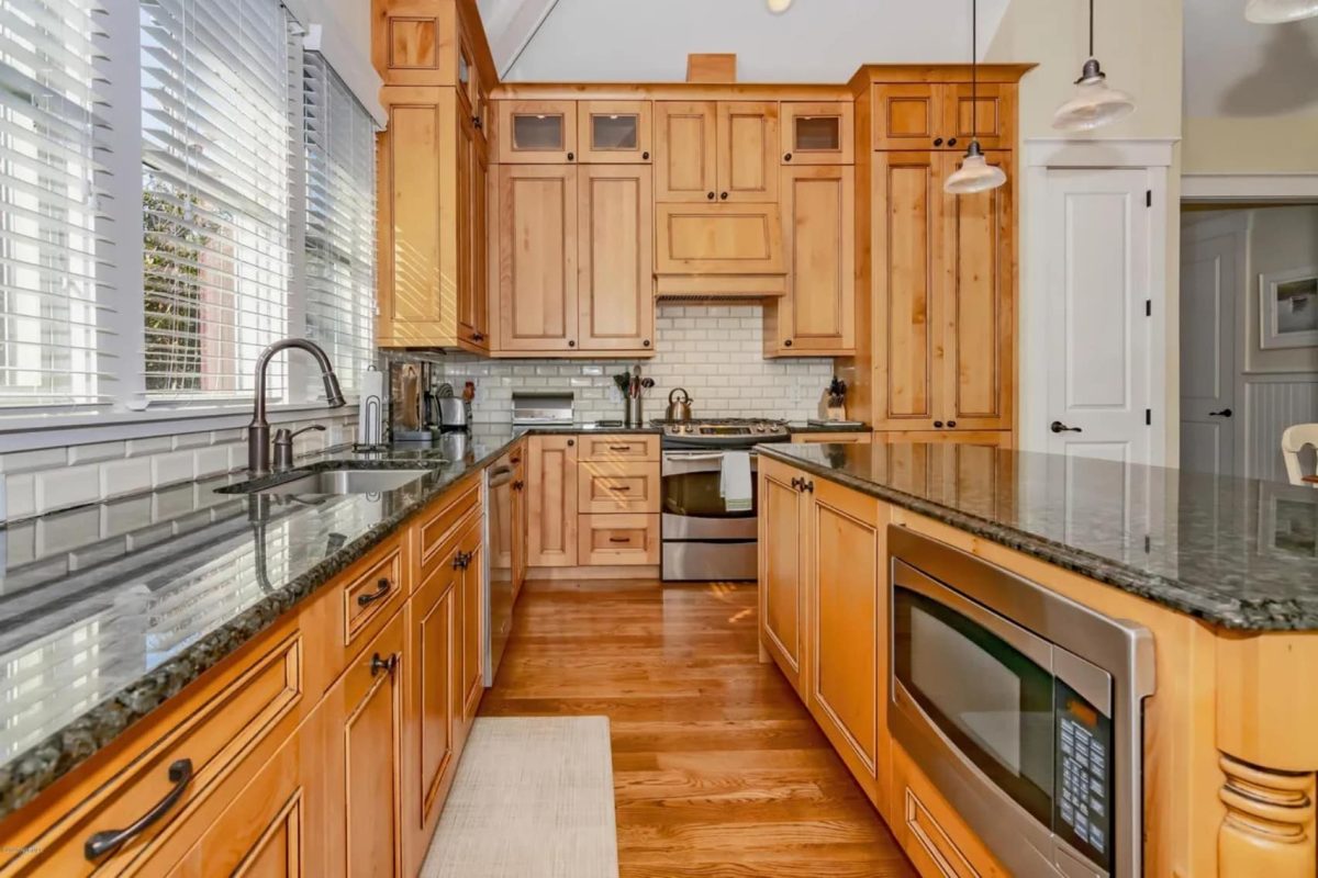 Charming house Floor Plan: Coastal Blueprint with 2 Floors