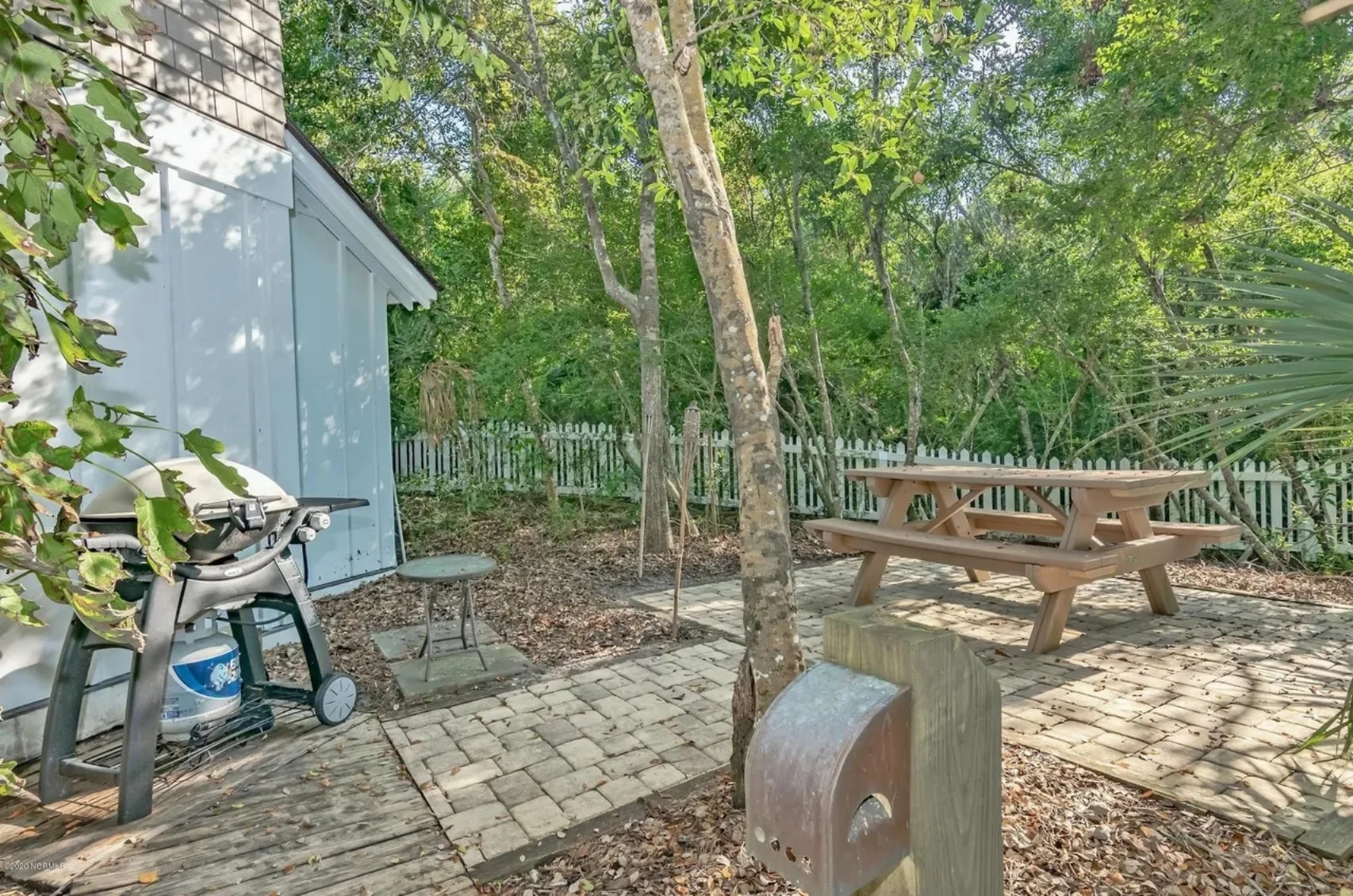 11-1840 HOUSE PLAN - Charming House Floor Plan: Coastal Blueprint with 2 Floors 34 Charming house Floor Plan: Coastal Blueprint with 2 Floors