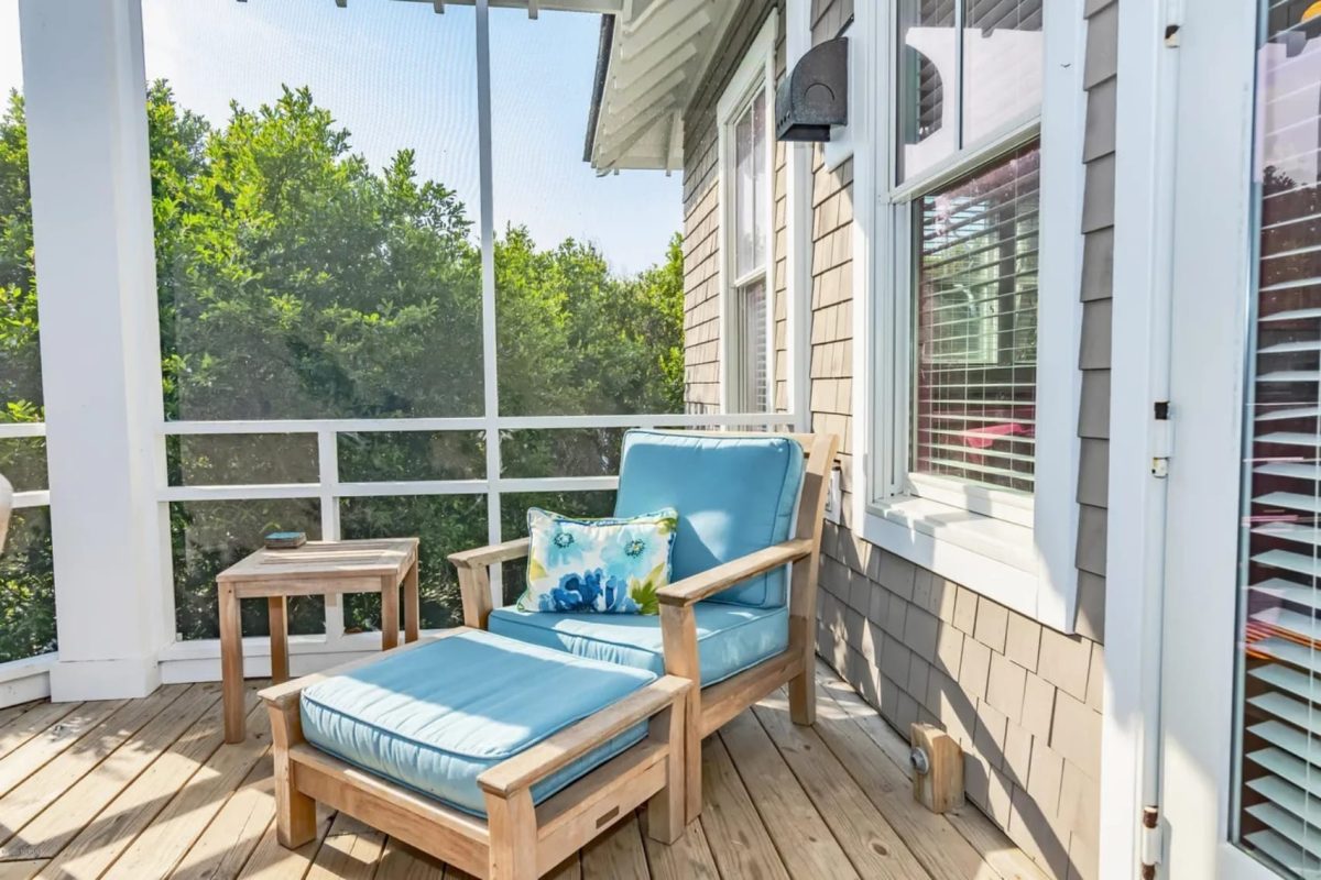 Charming house Floor Plan: Coastal Blueprint with 2 Floors