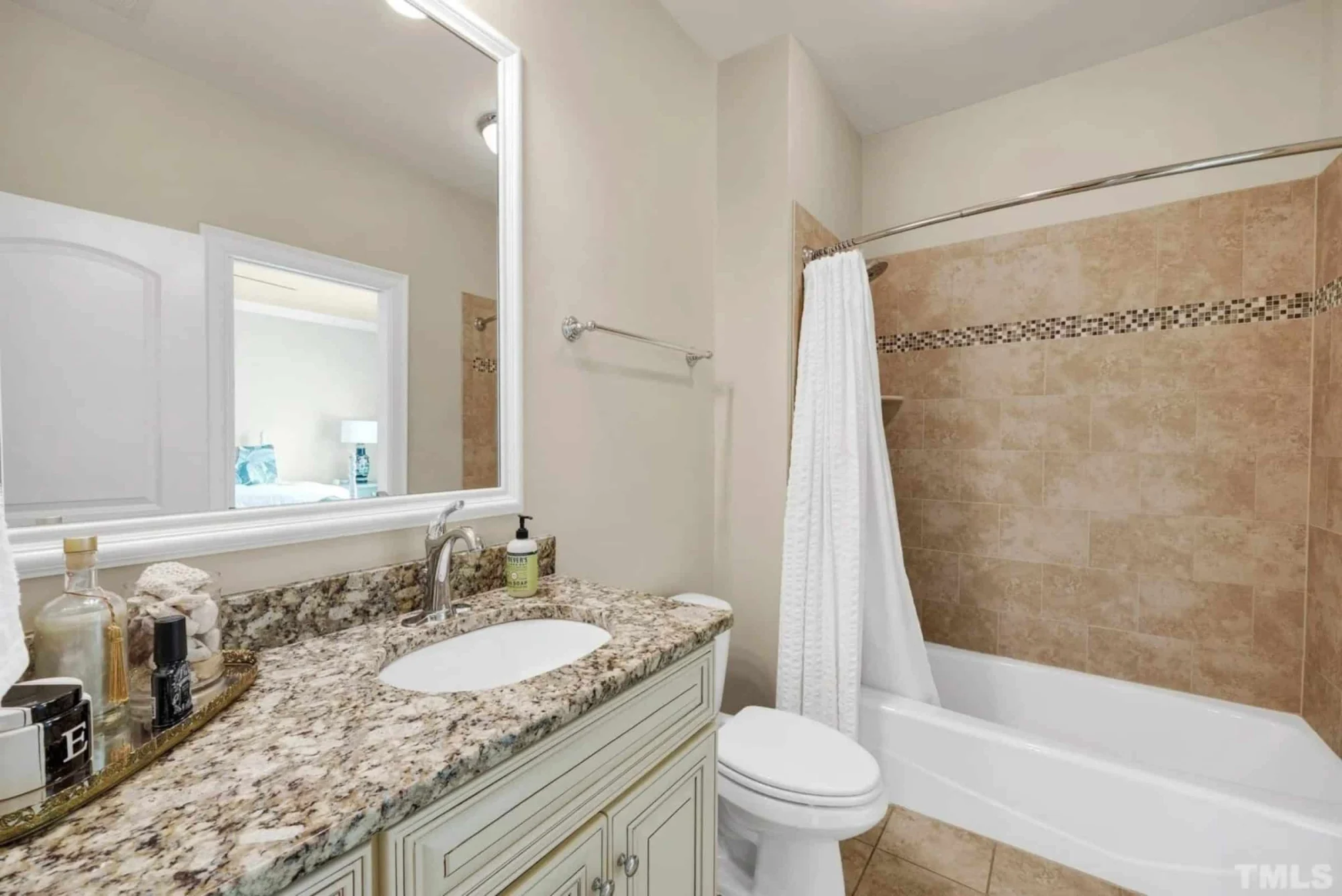 Elegant house Plan with CAD Designs