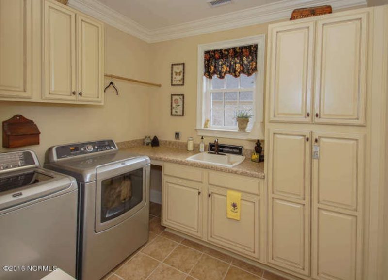 Elegant Colonial Revival house Plan with CAD Designs and Floor Plans