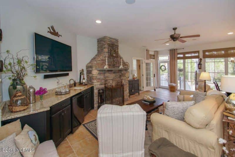 Elegant Colonial Revival house Plan with CAD Designs and Floor Plans