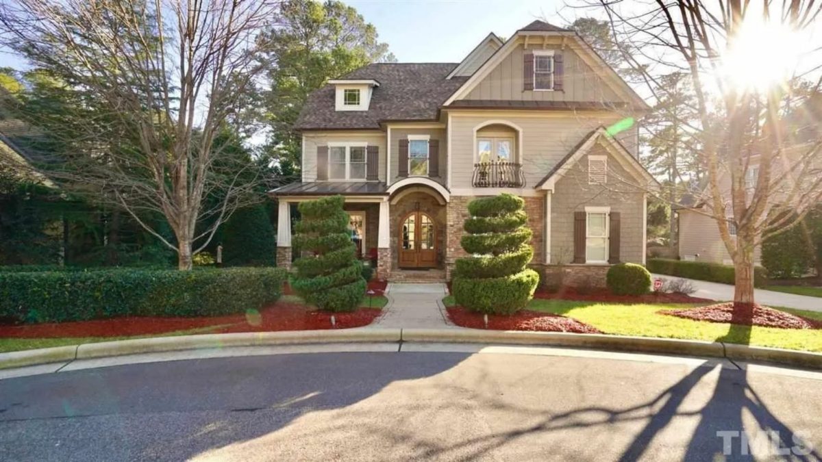 Modern Craftsman house Plan with 3 Floors and Luxury Features