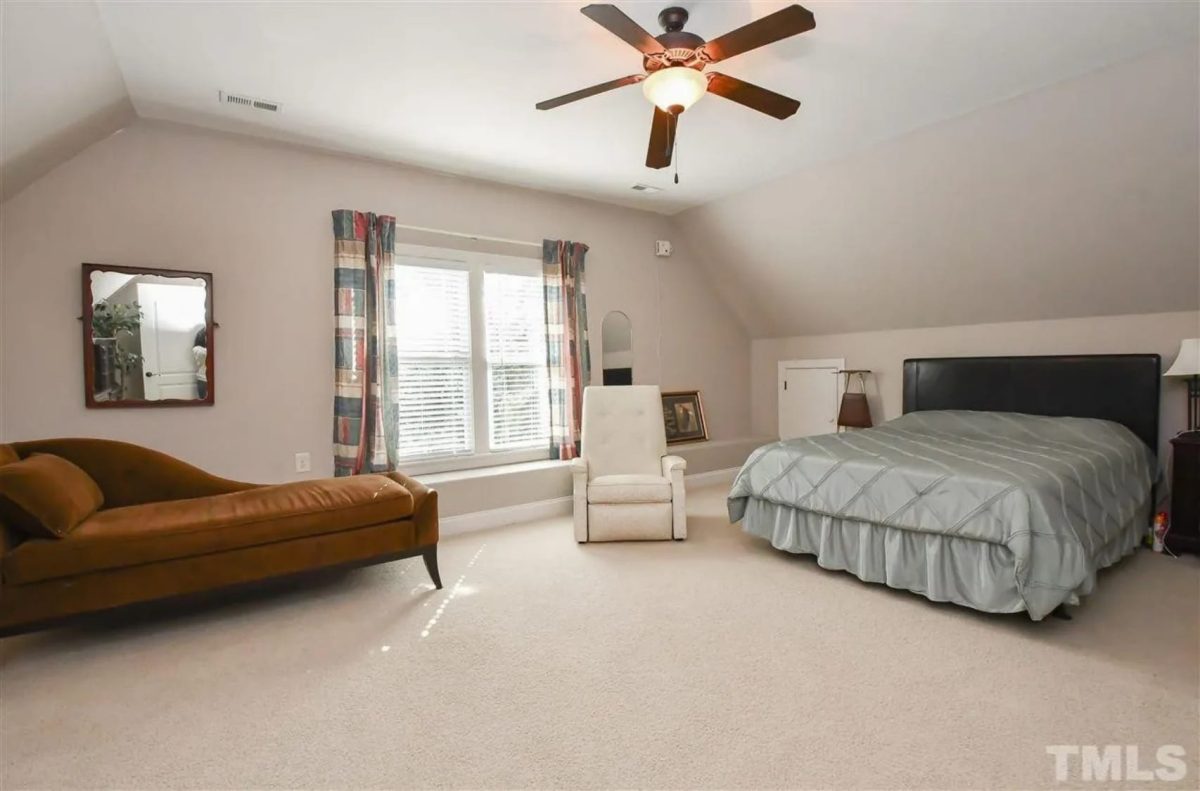 Modern Craftsman house Plan with 3 Floors and Luxury Features