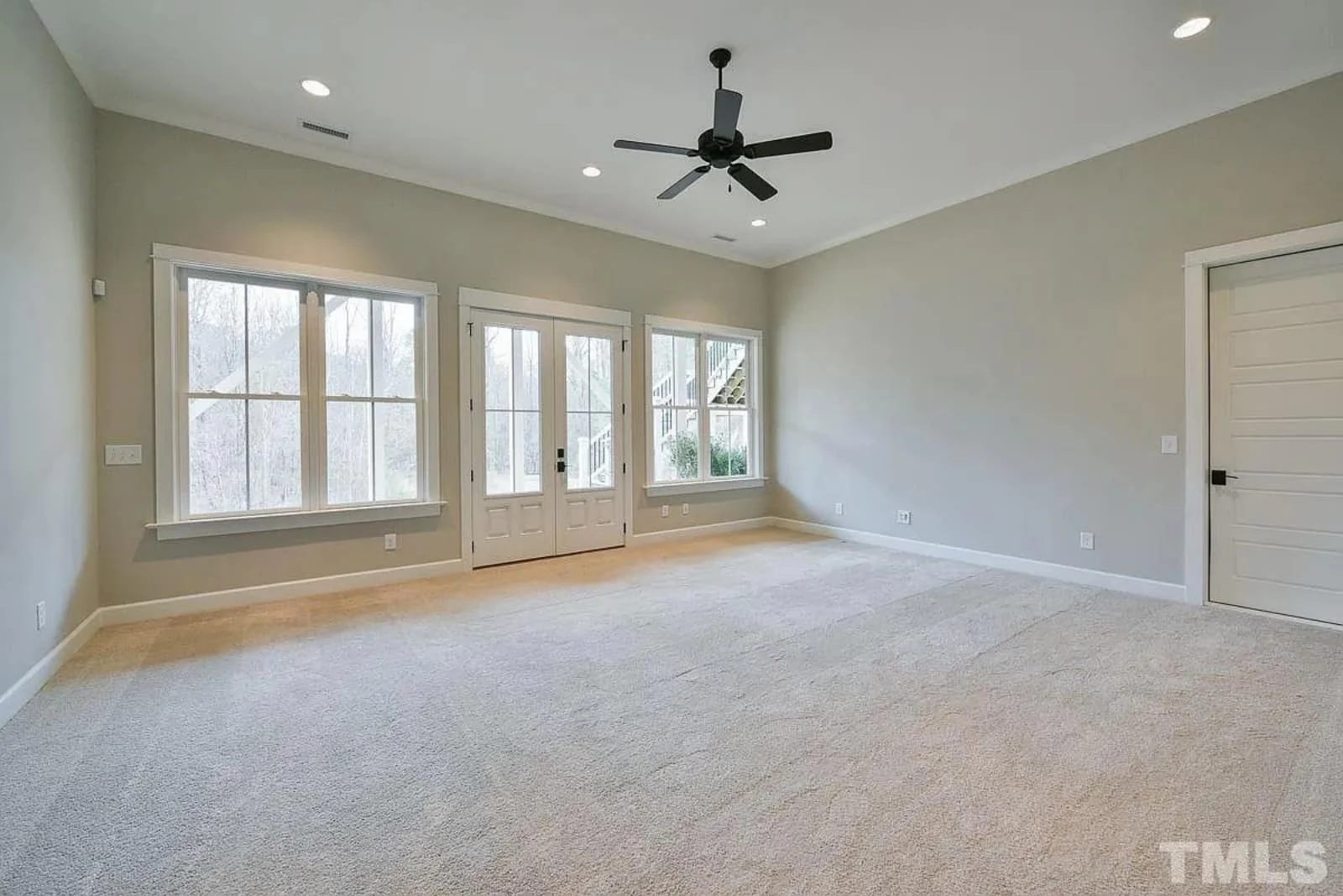 15-1328 HOUSE PLAN - 6-Bed, 7-Bath, 4,465 SF Modern Farmhouse House Plan 16 Modern Colonial house Blueprint with 6 Beds & 7 Baths