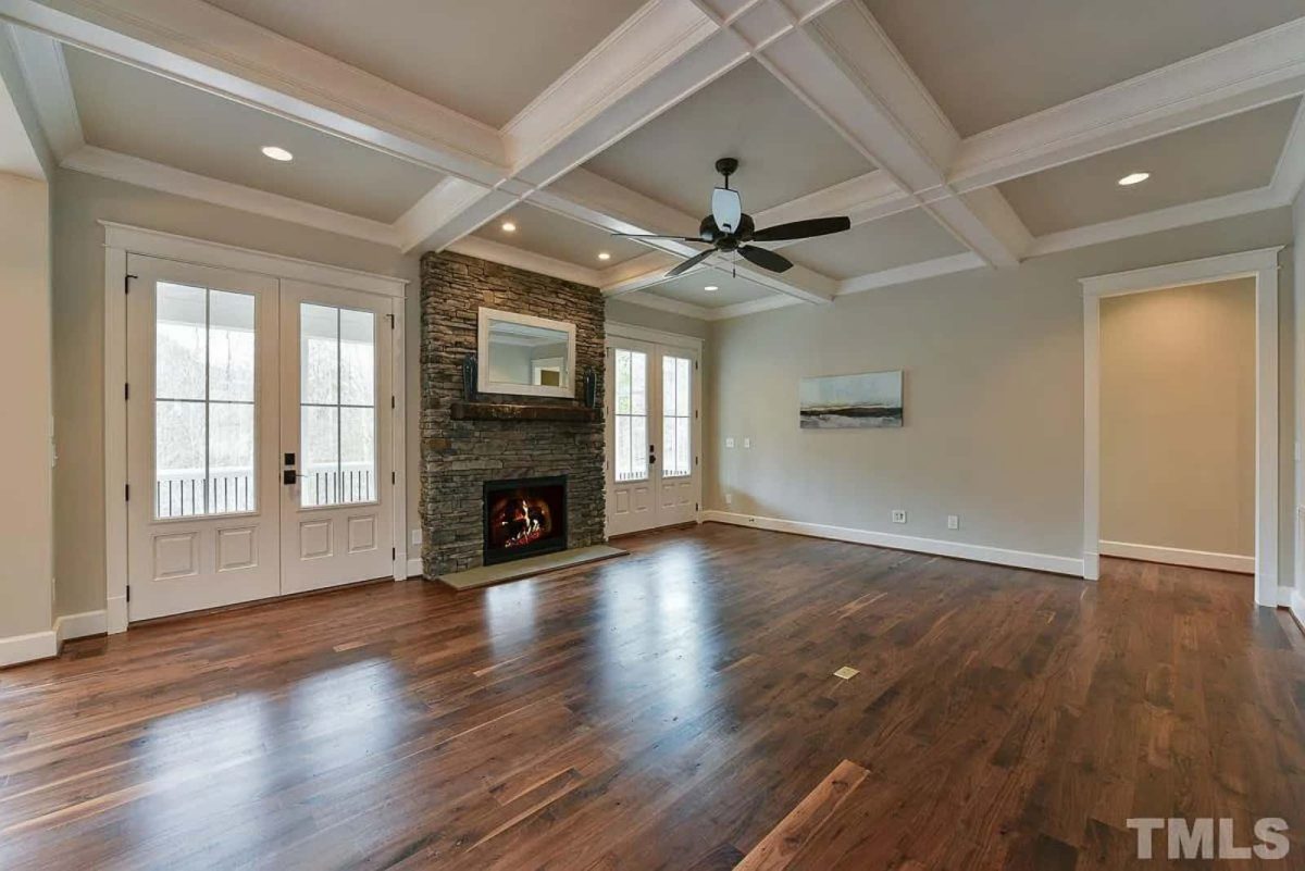 Modern Colonial house Blueprint with 6 Beds & 7 Baths