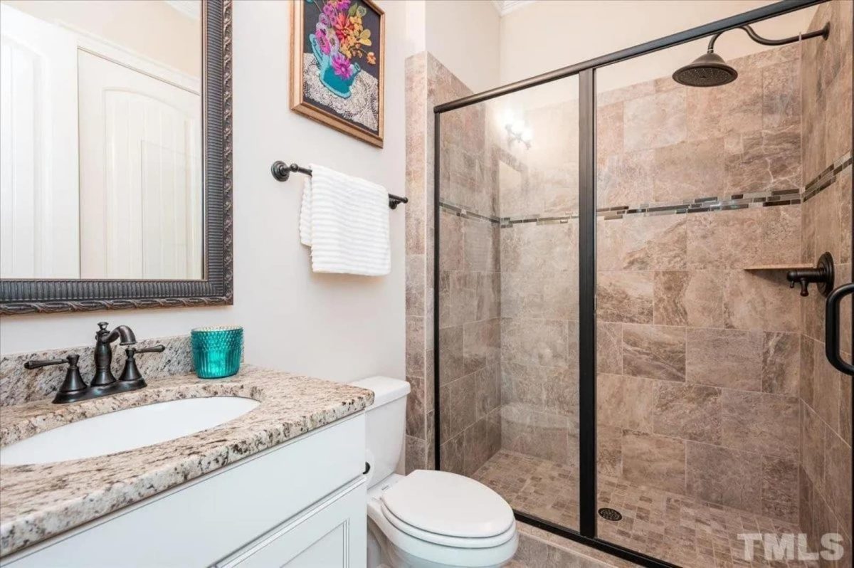 Spacious 5-Bedroom house Plan with Vaulted Ceilings and CAD Designs