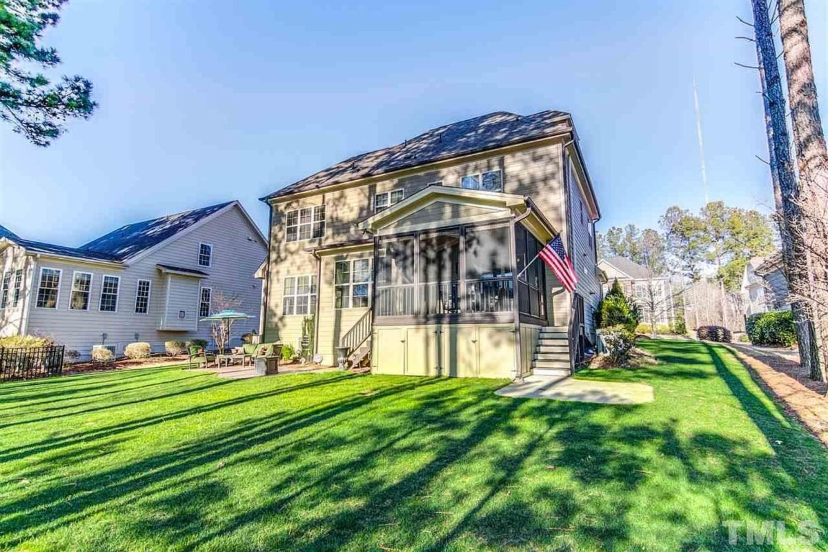 Spacious house Floor Plan with Architectural Designs and CAD