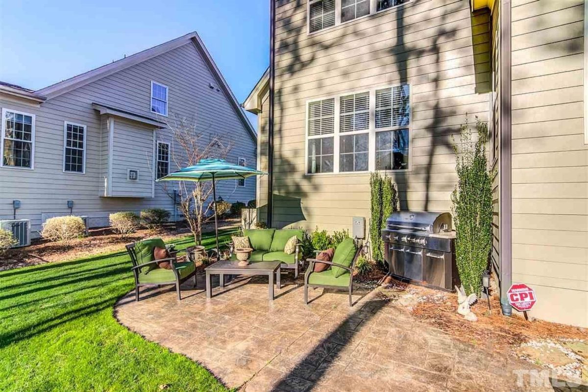 Spacious house Floor Plan with Architectural Designs and CAD