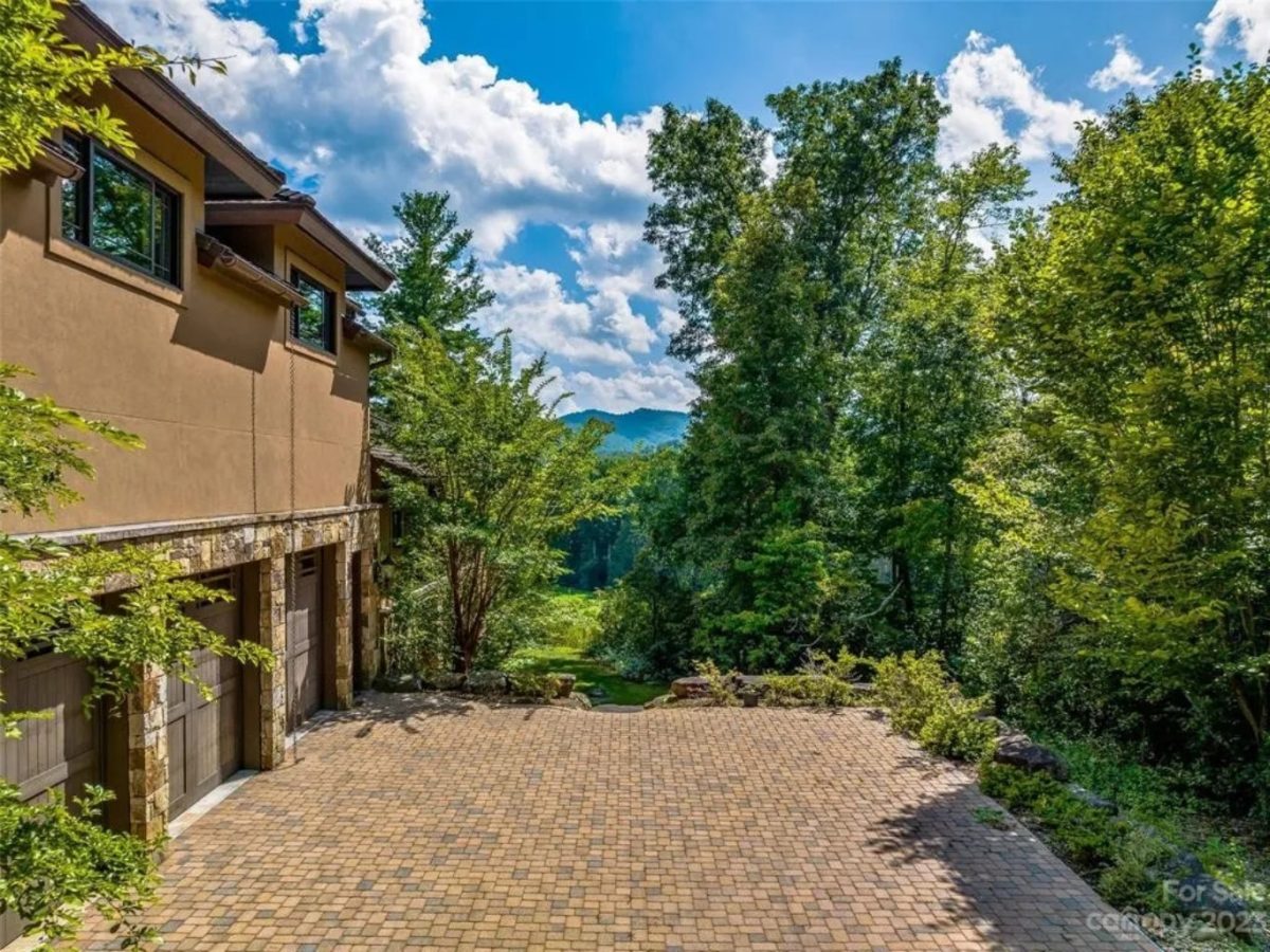 Luxury 3-Story Craftsman house Plan & Blueprint