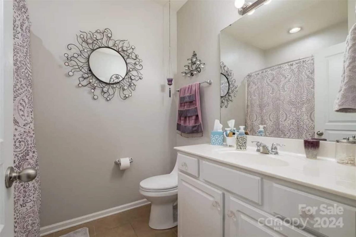 Spacious 6-Bedroom Townhome Plan