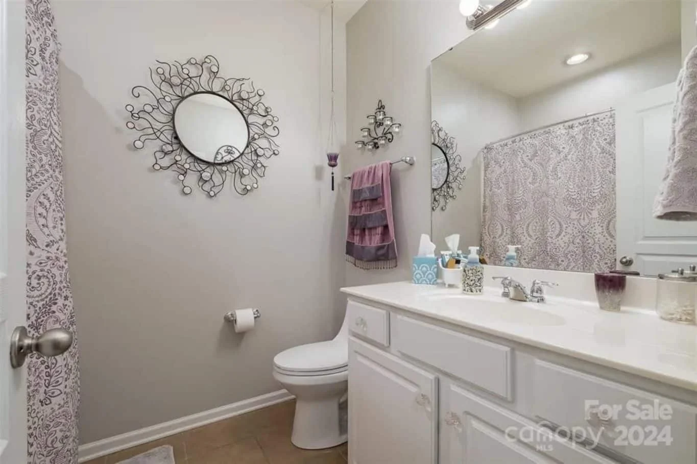 Spacious 6-Bedroom Townhome Plan