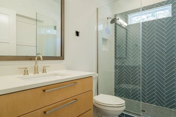 Modern house Plan with 5 Bedrooms, CAD Designs, and Open Layout