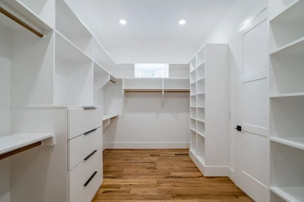 Modern house Plan with 5 Bedrooms, CAD Designs, and Open Layout