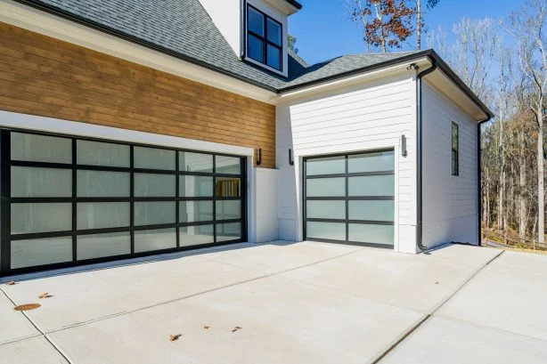 Modern house Plan with 5 Bedrooms, CAD Designs, and Open Layout