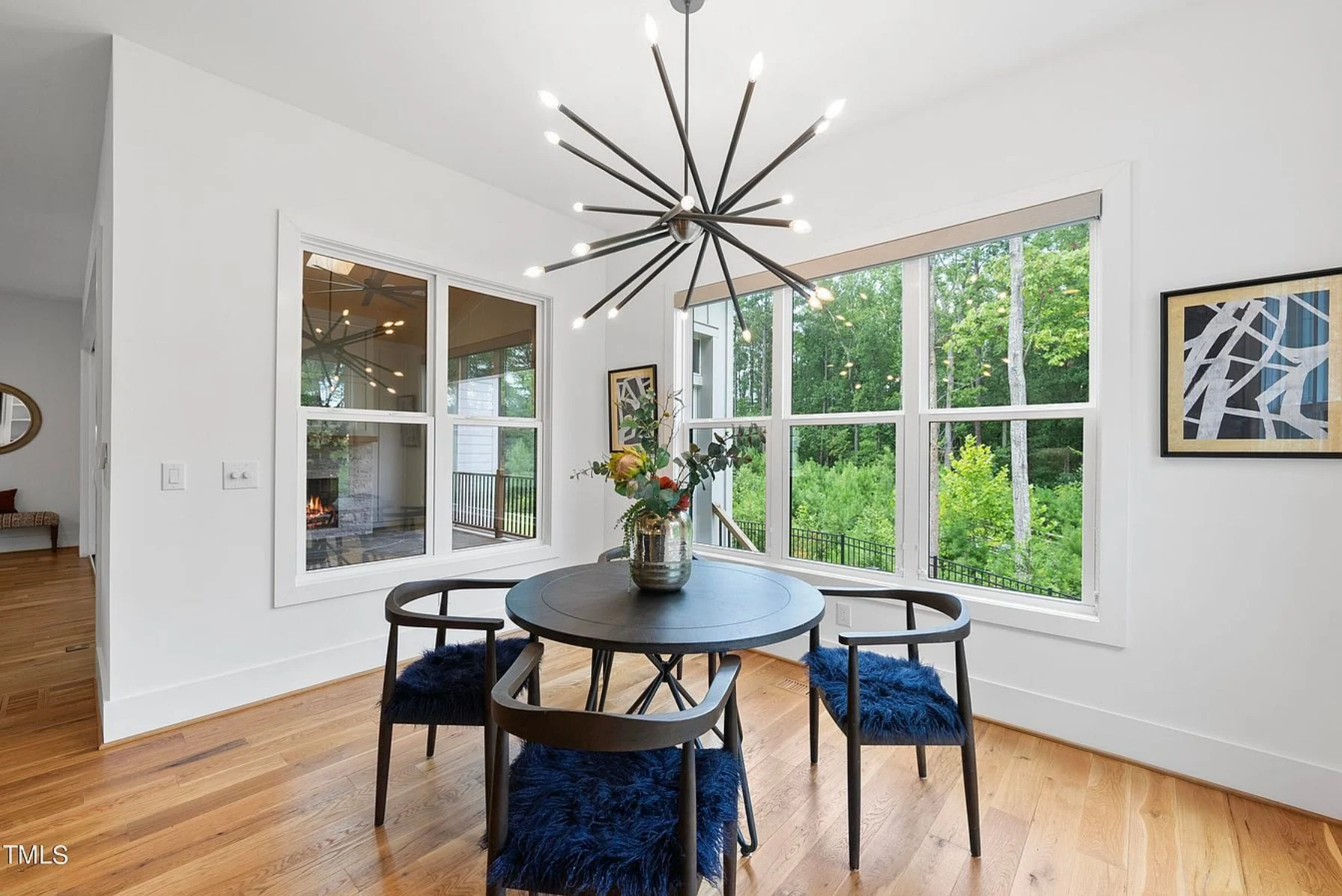 Modern house Plan with 5 Bedrooms, CAD Designs, and Open Layout