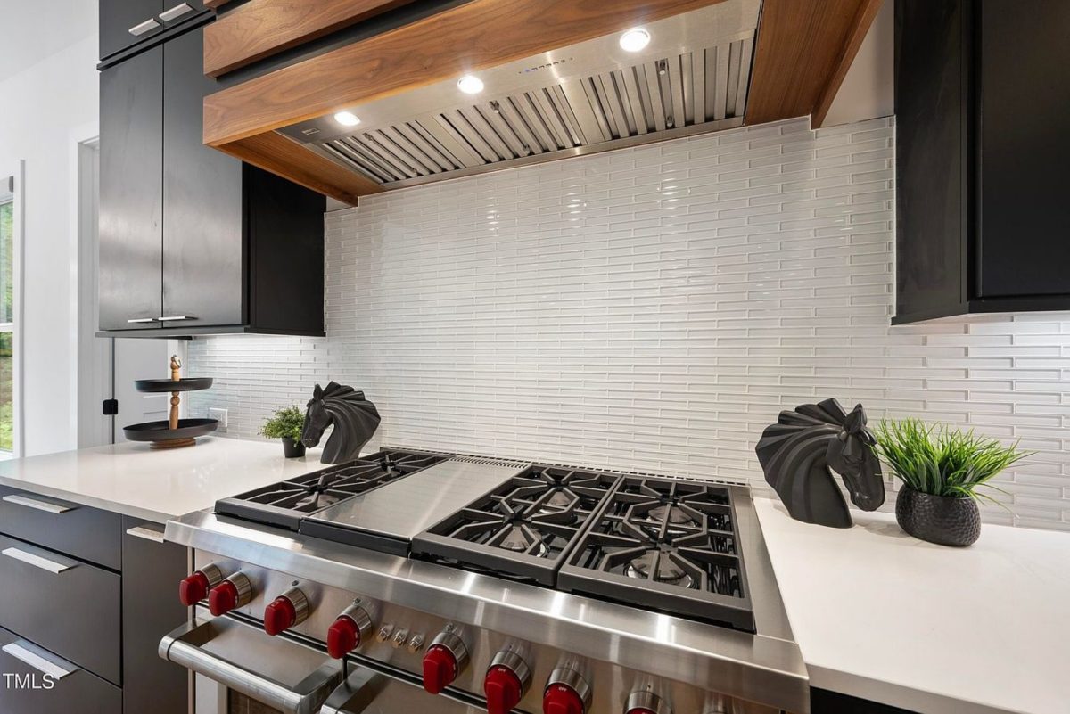 Modern house Plan with 5 Bedrooms, CAD Designs, and Open Layout