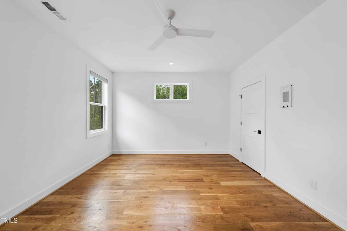 Modern house Plan with 5 Bedrooms, CAD Designs, and Open Layout