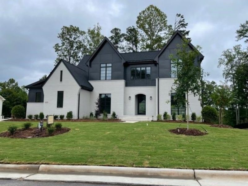 Elegant Contemporary house Plan with Blueprint for Your Dream Design