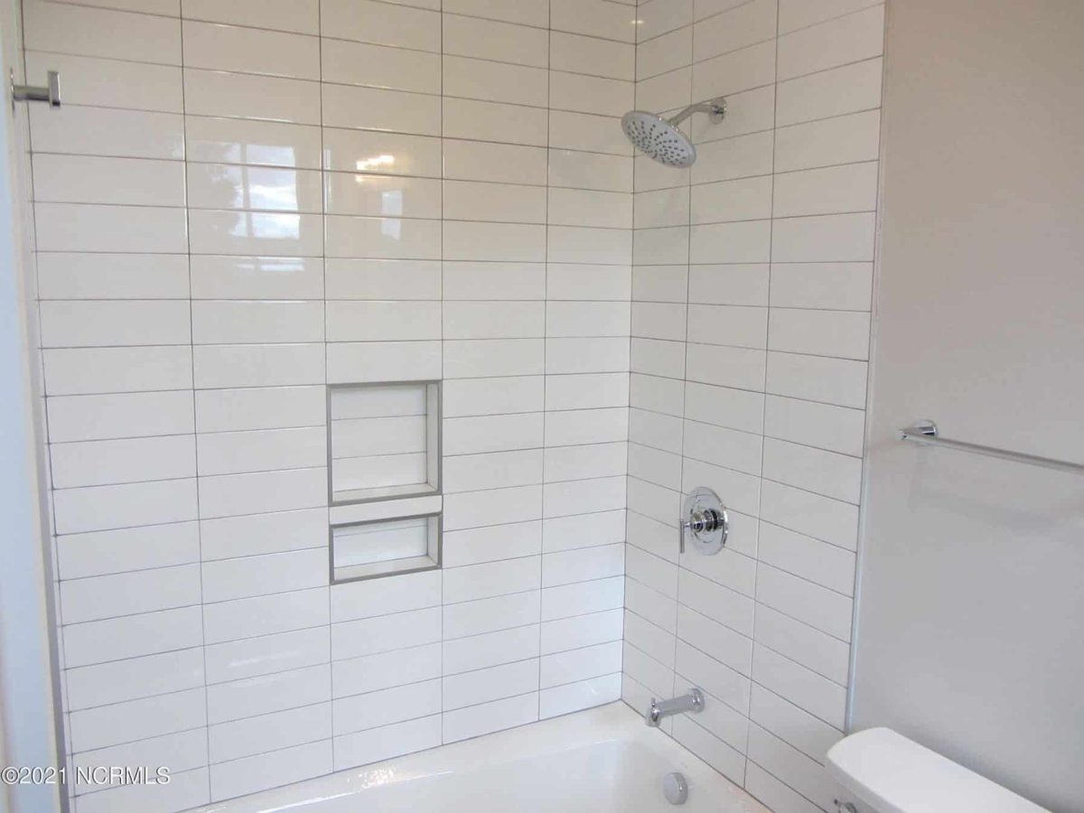 Spacious Coastal house Plan with CAD Floor Plans & Designs