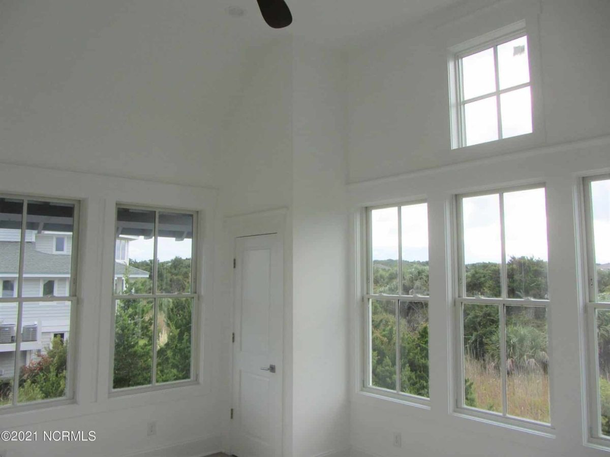 Spacious Coastal house Plan with CAD Floor Plans & Designs