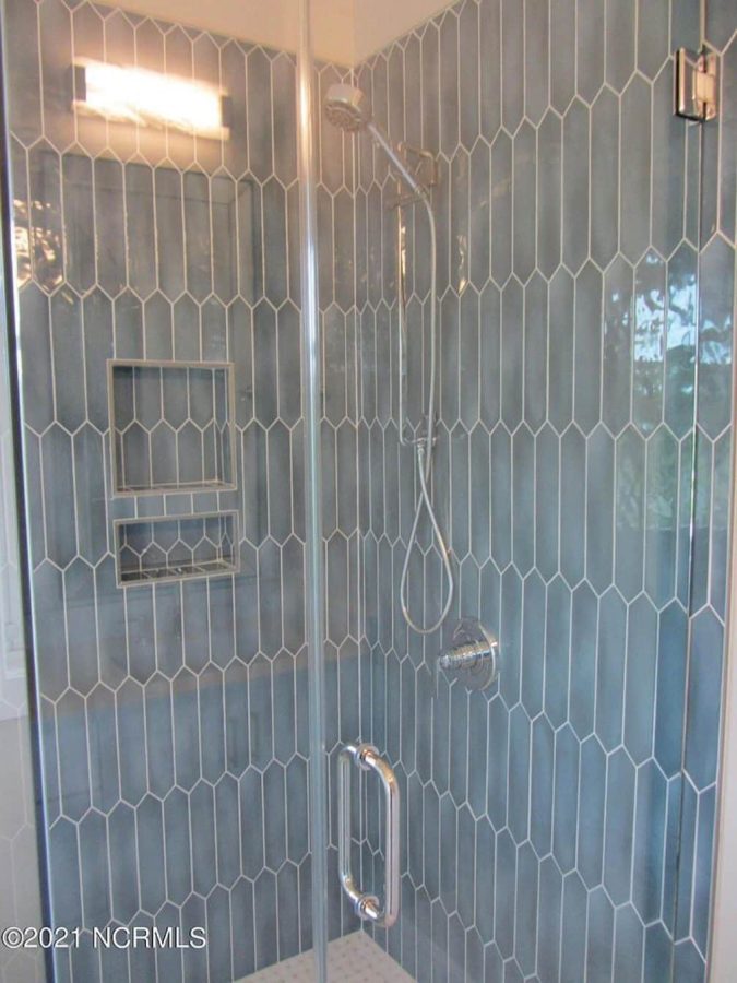 Spacious Coastal house Plan with CAD Floor Plans & Designs