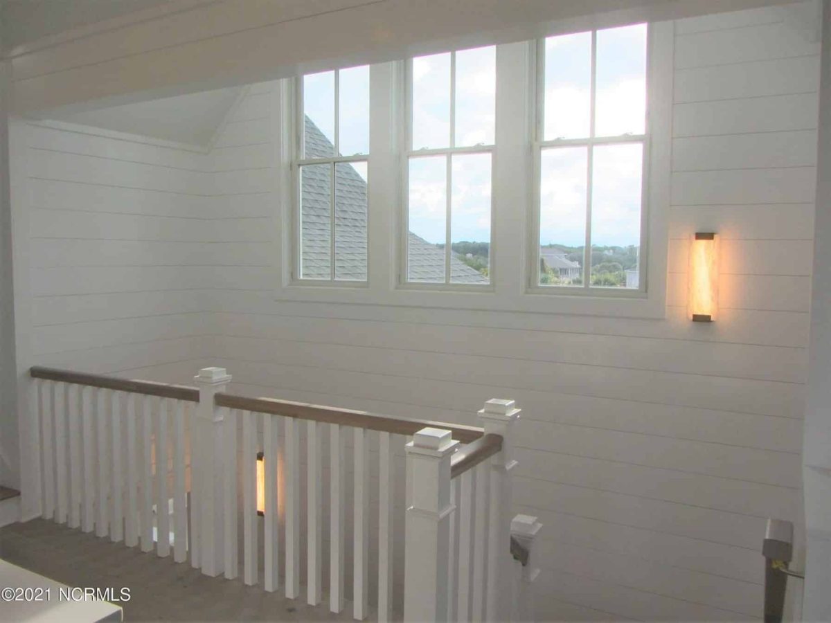 Spacious Coastal house Plan with CAD Floor Plans & Designs