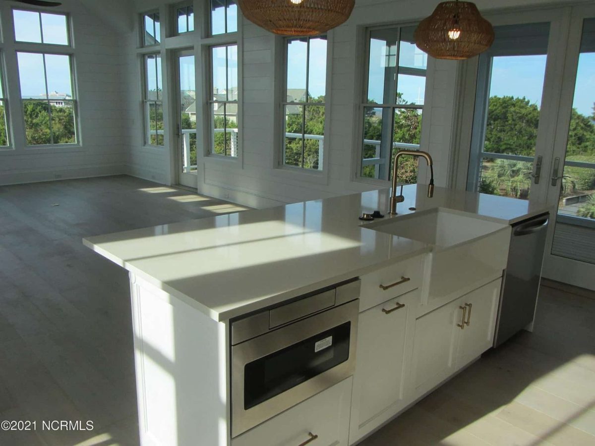 Spacious Coastal house Plan with CAD Floor Plans & Designs