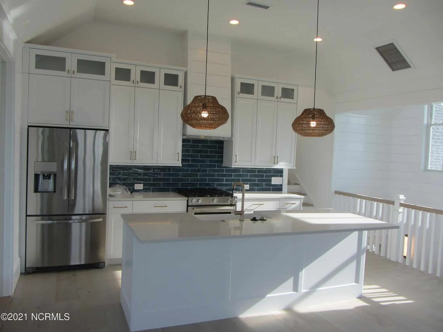 Spacious Coastal house Plan with CAD Floor Plans & Designs