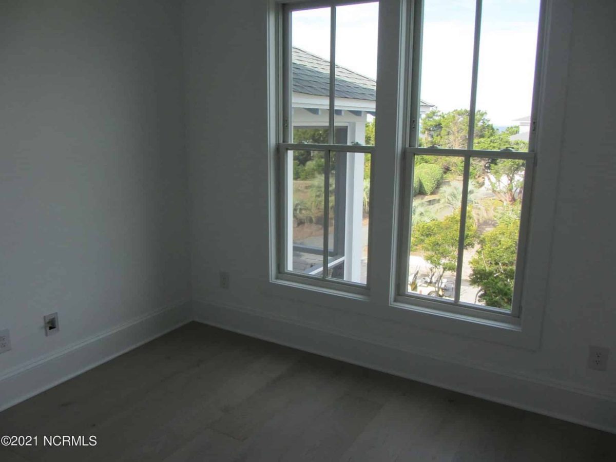 Spacious Coastal house Plan with CAD Floor Plans & Designs