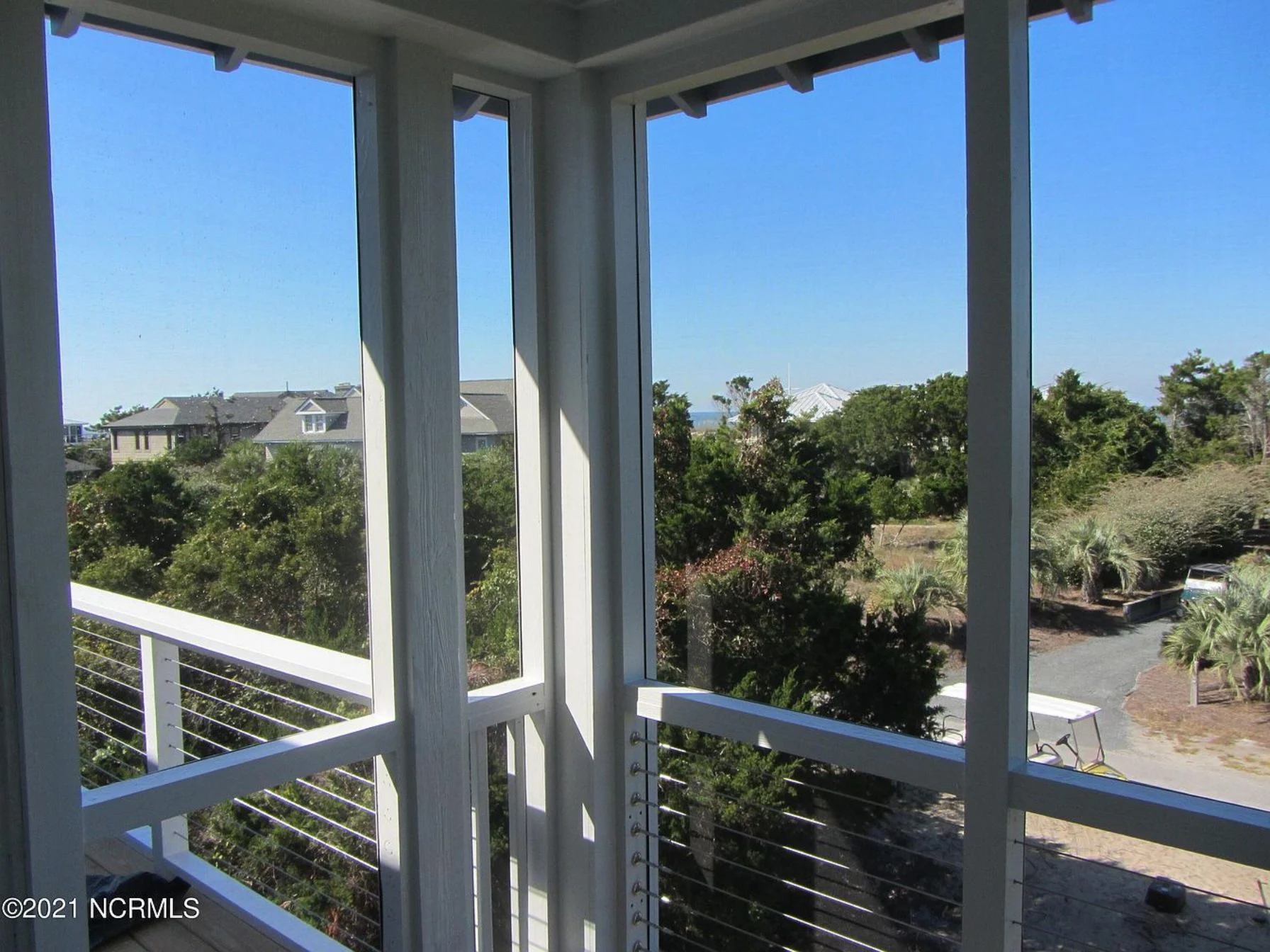 Spacious Coastal house Plan with CAD Floor Plans & Designs