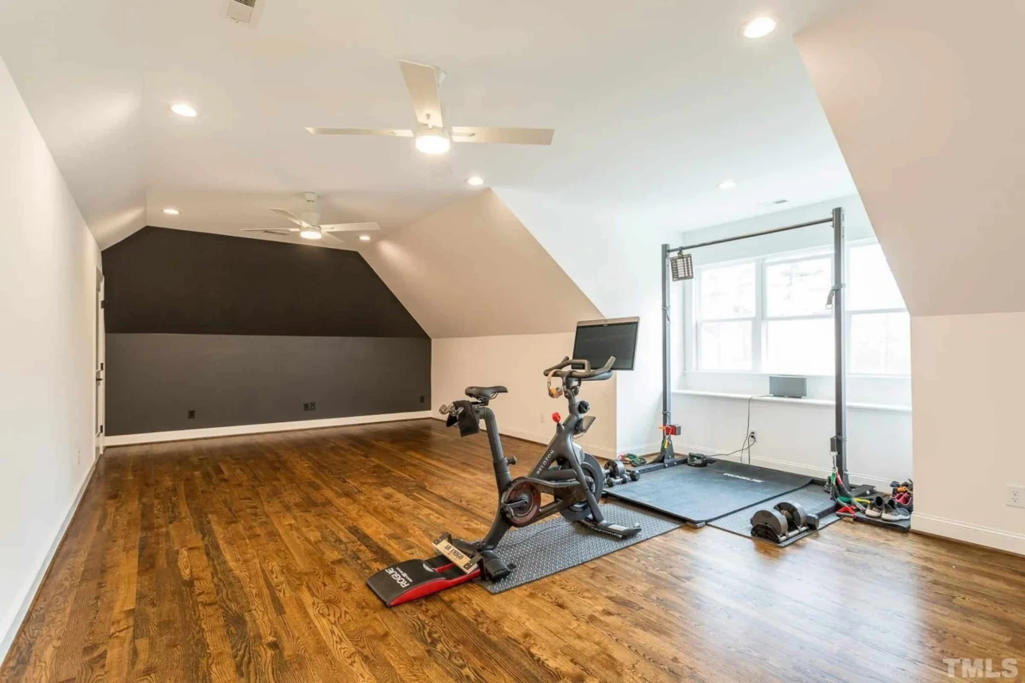 Elegant 3-Story house Plan with CAD Blueprint & Modern Designs