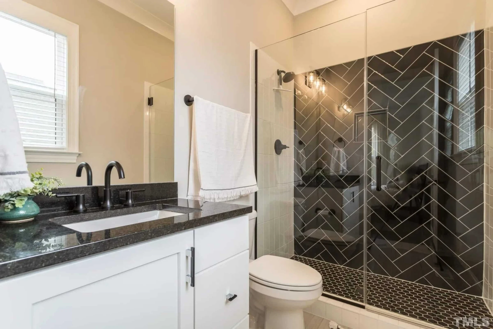 Elegant 3-Story house Plan with CAD Blueprint & Modern Designs